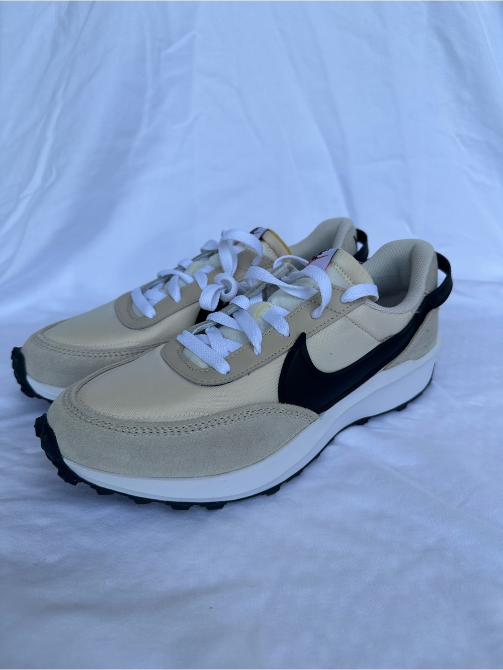 Nike Men’s Beige and Black Casual Running Sneakers